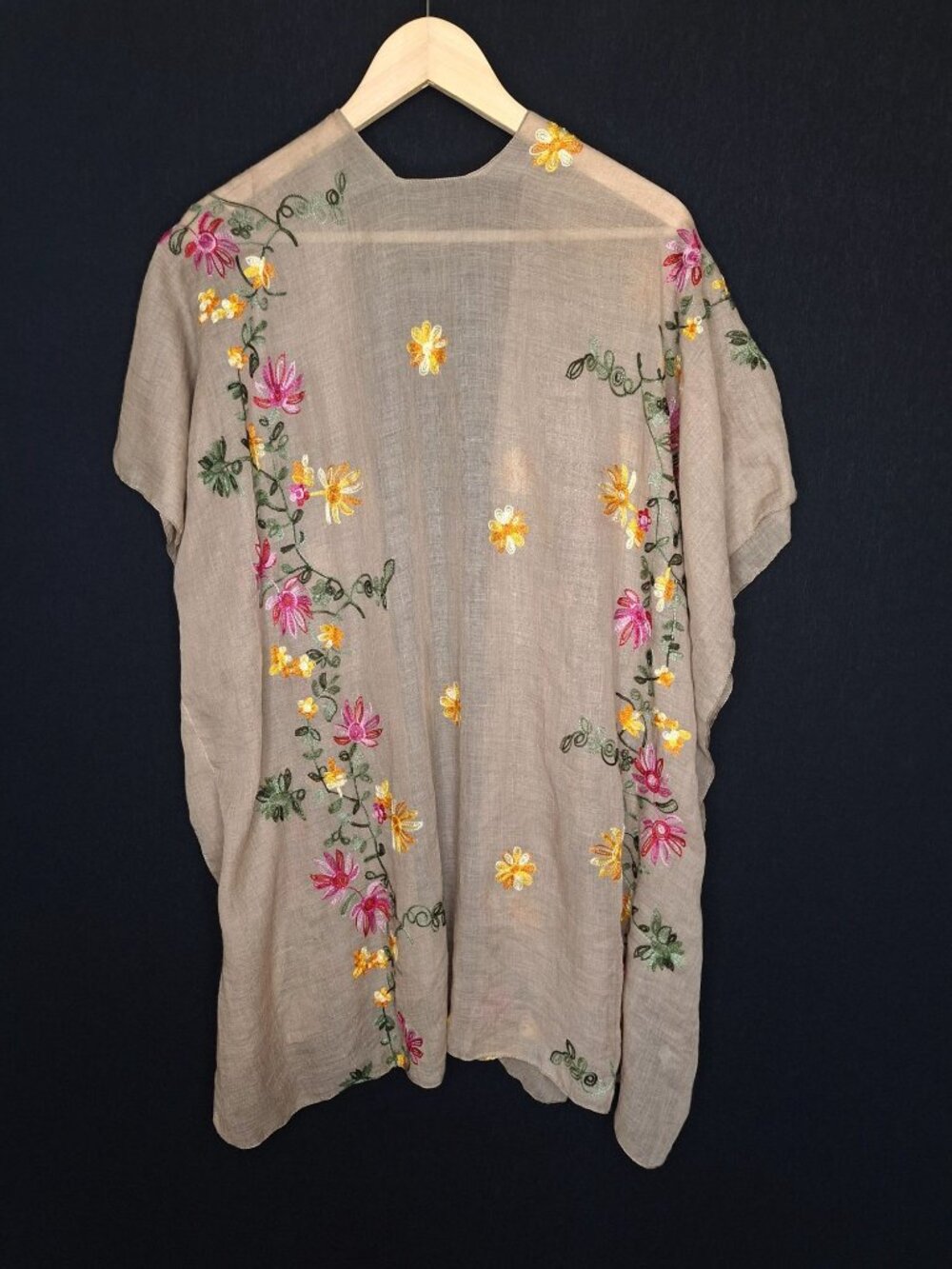 💙 Floral Embroidered Boho Kimono Cardigan Cover Up Size 2X/3X Taupe - Picture 5 of 7